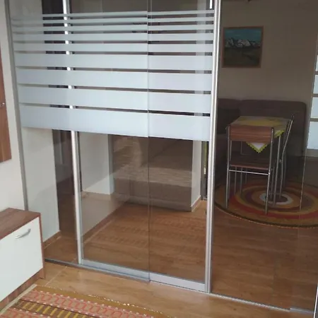 Appartement J&k Strba *