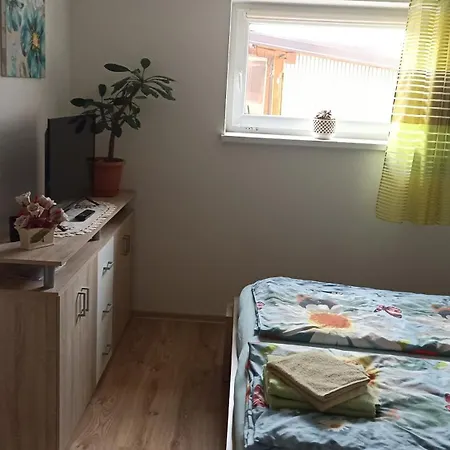 J&k Strba Apartamento
